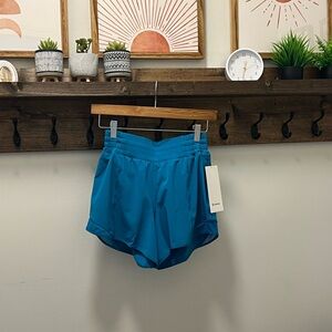 NWT lululemon Hotty Hot High-Rise Short 4” *Lined, Hawaiian Blue